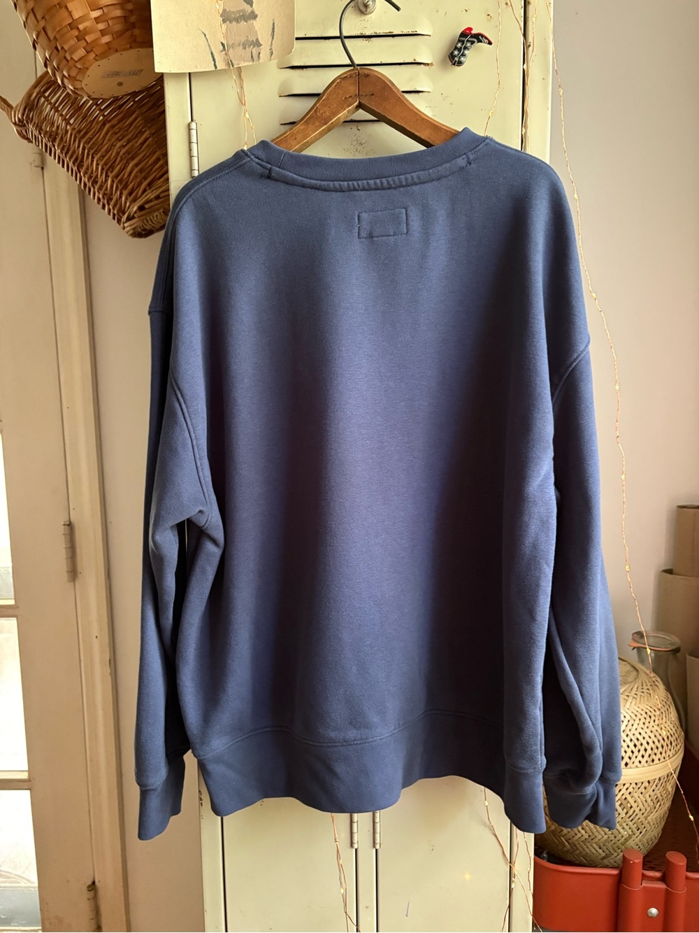 AE Everyday Luxe Graphic Crew Neck Sweatshirt “Montauk Long Island NY” - Picture 10 of 10
